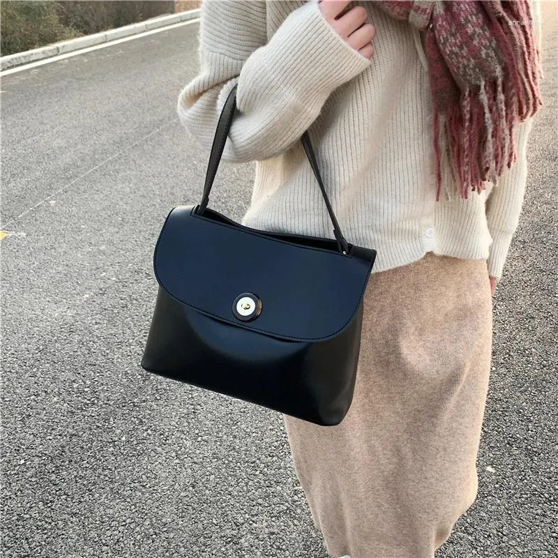 Evening Bags Women's Comfortable Shoulder Strap Fabric Fine Workmanship Latch Open And Close Shopping Commuter Bag