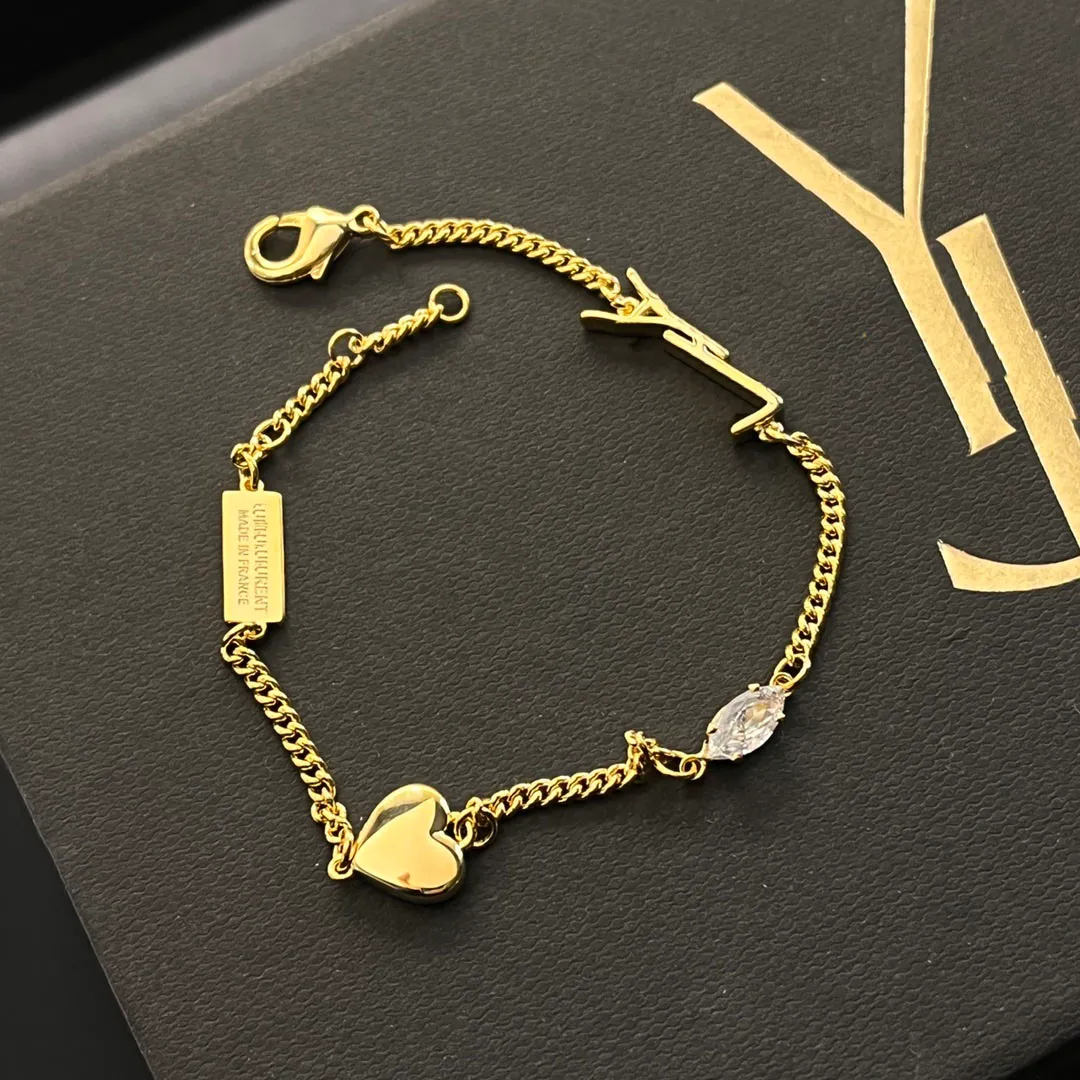 Estilo Clássico Banhado A Ouro Pulseira Mulheres Luxo Coração Carta Diamante Charme Pulseira Designer Marca Jóias Cadeia Pulseira De Alta Qualidade Jóias Com Caixa Atacado