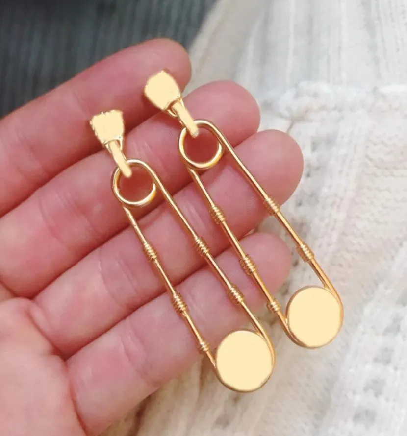 Designer Oorbellen Voor Vrouwen Goud Paperclip Hangende Oorbellen Mode Mannen Dangle Earring Luxe Hoops Sieraden V Studs 925 Zilver Ore8122236