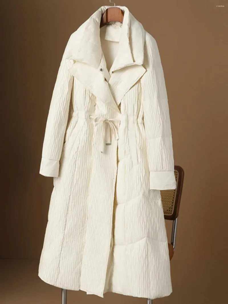 Casacos de Trench Femininos 90 Pato Branco Down Temperamento Fora Jaqueta para Inverno Europeu High-End Estilo Ocidental Texturizado Capa