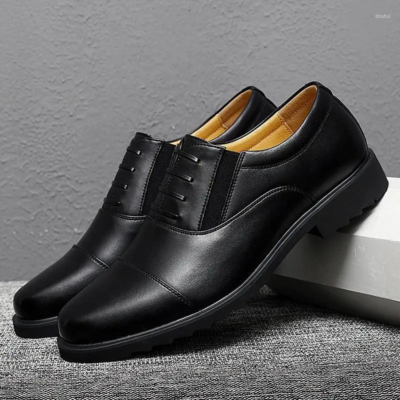 Scarpe eleganti da uomo nere per tutte le stagioni in pelle a tre giunti standard di sicurezza da lavoro suola morbida antiscivolo business casual