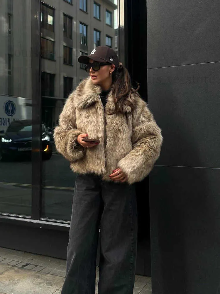 ジャケット・アウター vintage fake fur long coat Iconic Vintage 80s Fox Fur Coat Oversized Y2K Berlin Coat
