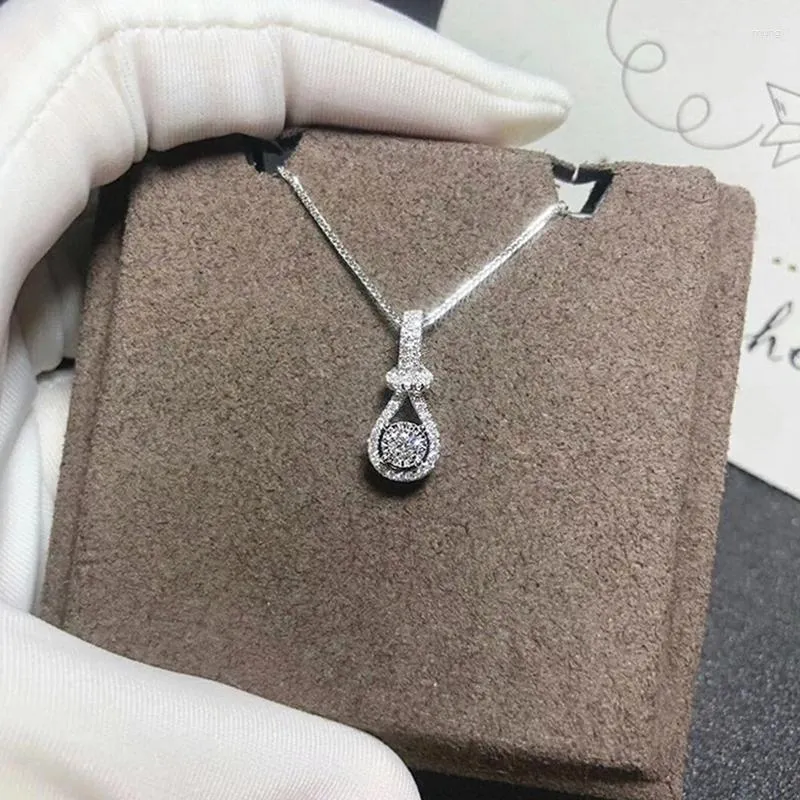 Pendant Necklaces Modern Women Wedding Necklace Silver Color Luxury Inlaid Crystal Cubic Zirconia Elegant Lady's Accessories Trendy Jewelry