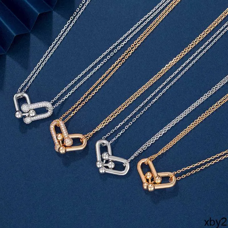 Pendant Necklaces T Family V Gold Double Ring Necklace Ring Buckle Horseshoe Buckle Rose Gold Pendant Light Luxury Simple Double Chain Collar Chain DESIGNERS