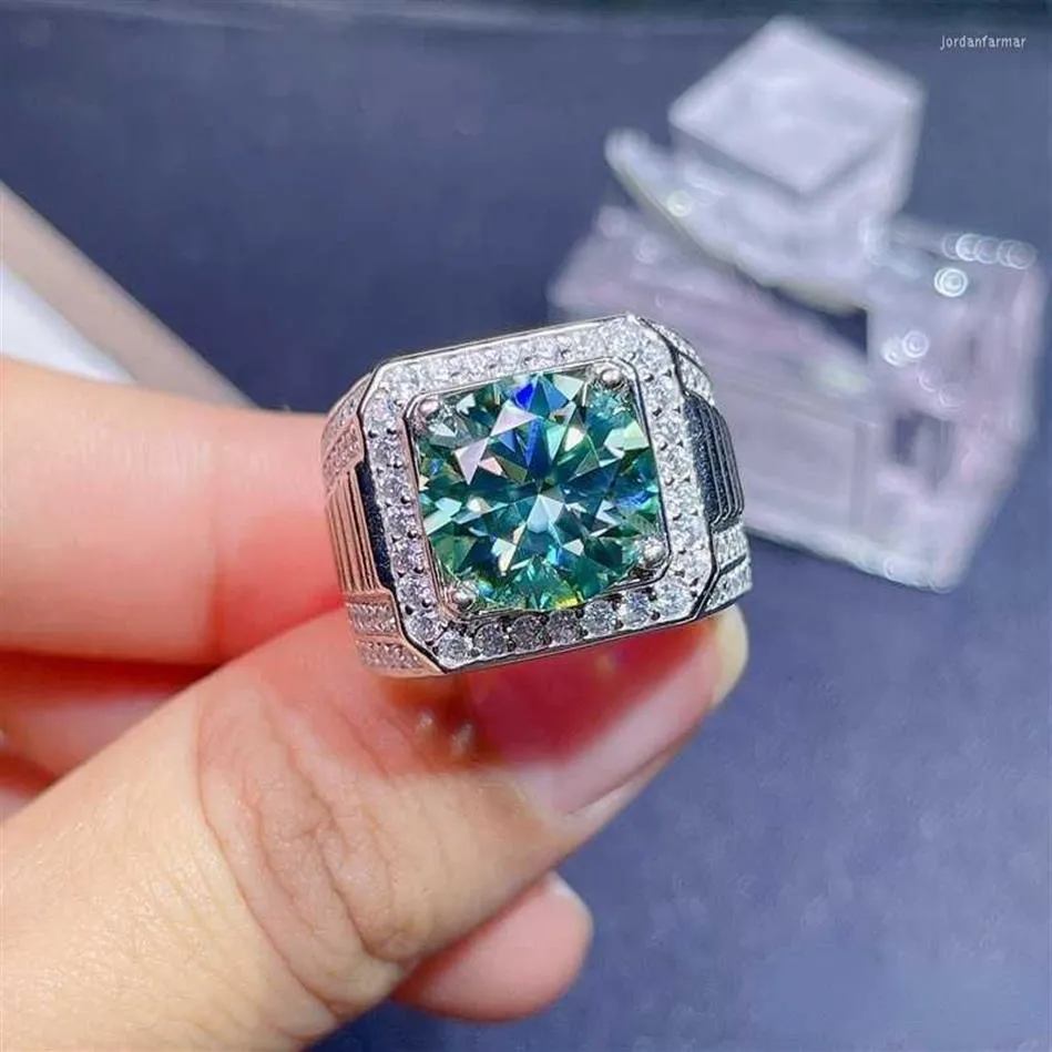 Anelli a grappolo Anello da uomo con Moissanite verde da 5 ct Argento 925 Bellissimo diamante color fuoco Sostituto Gra Certificato Gioielli di lusso280Q