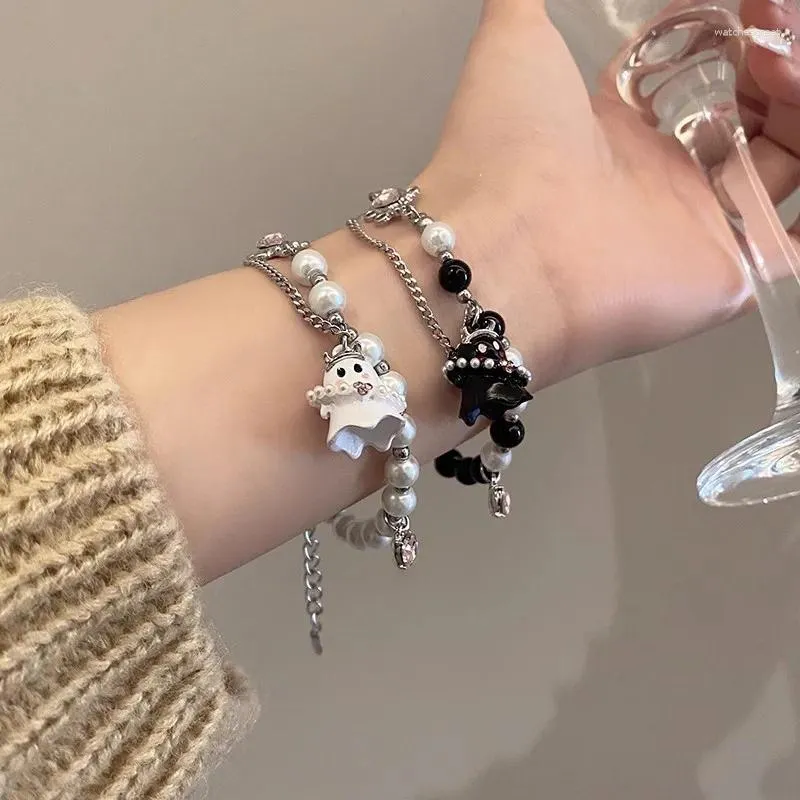 Bracelet en perles petit fantôme noir et blanc, accessoires pour petite amie, Niche Style froid, haut de gamme, doux et Cool