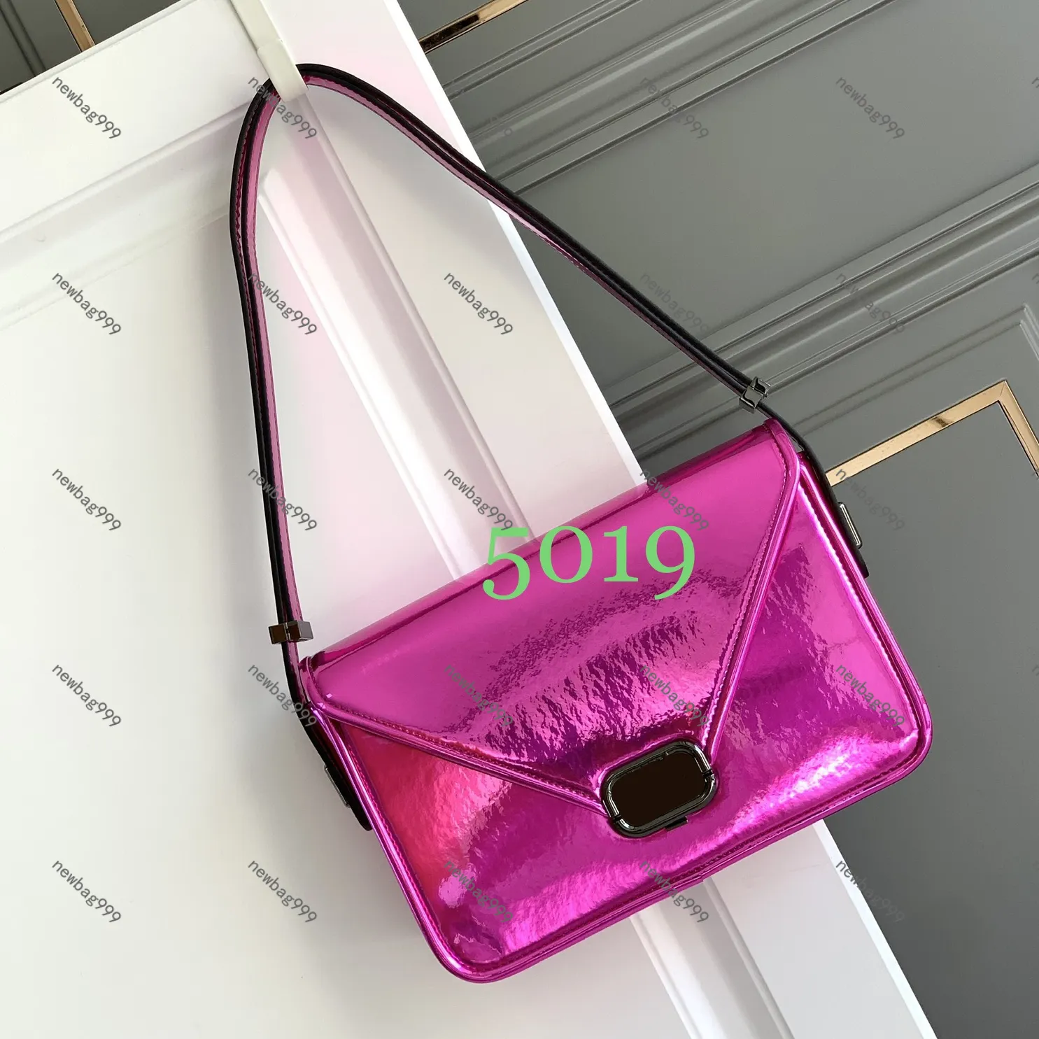 Designer Crossbody Bag Women Designe Shoulder Bag Fashion Casual Sling Saddle Bag Luxury Cross body Bag Totes Metallic Handbag Messenger Bag Pouch Purse