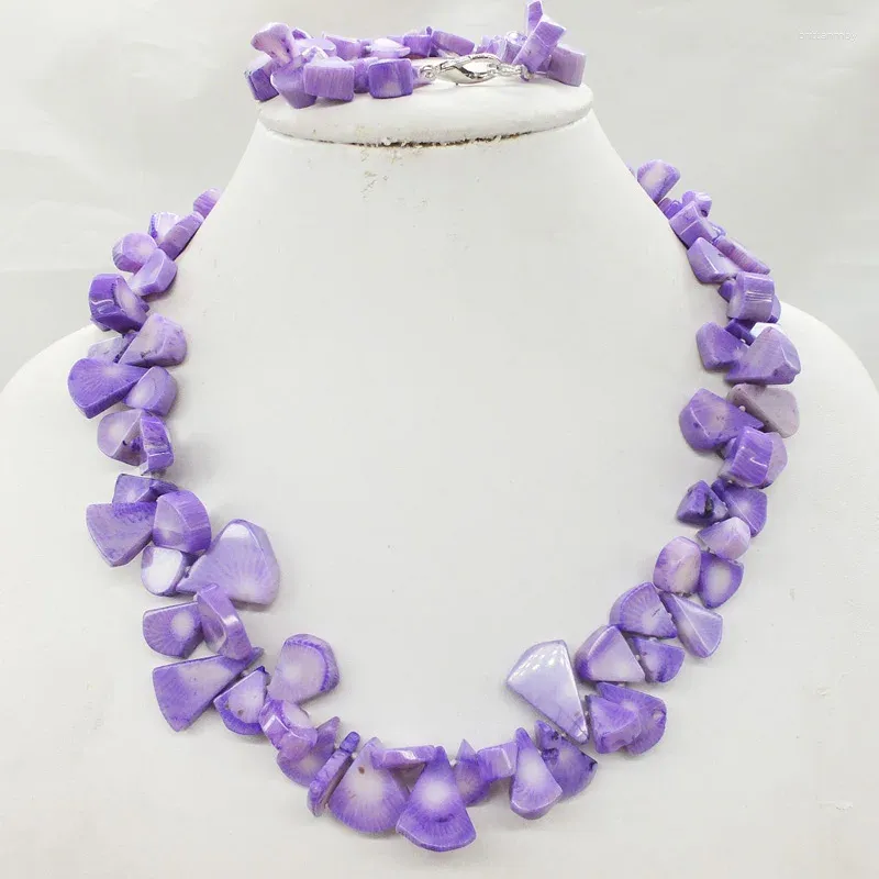 Conjunto de brincos de colar Delicado lindo conjunto de colar/pulseira de coral natural. Joias clássicas femininas Glamour (colar 18". Pulseira 7,5")