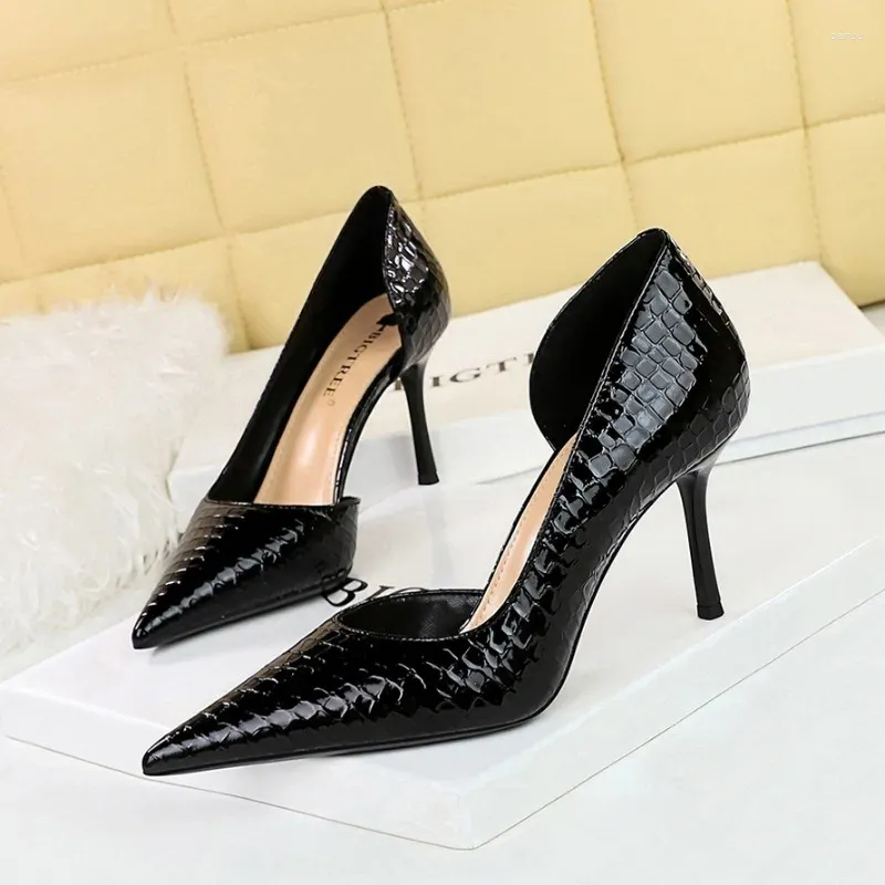 Dress Shoes BIGTREE Autumn Concise Women's Hollow Pointed Toe Patent Leather 8CM Thin High Heels Mature Party Dance Women
