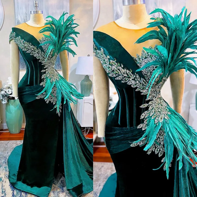 Hunter Green Feather Aso Ebi Vestidos de baile de veludo luxuoso sereia alta divisão vestidos formais de noite para ocasiões especiais vestidos árabes africanos festa de aniversário NL006