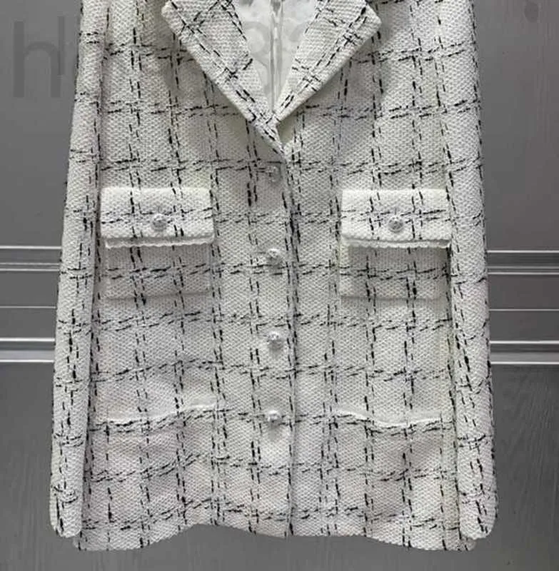 女性デザイナースプリングブランドジャケットファッションゴージャスなトップグレードの秋冬CCCCツイードコートレジャーオーバーコートカーディガンバースデーマザーデイギフト