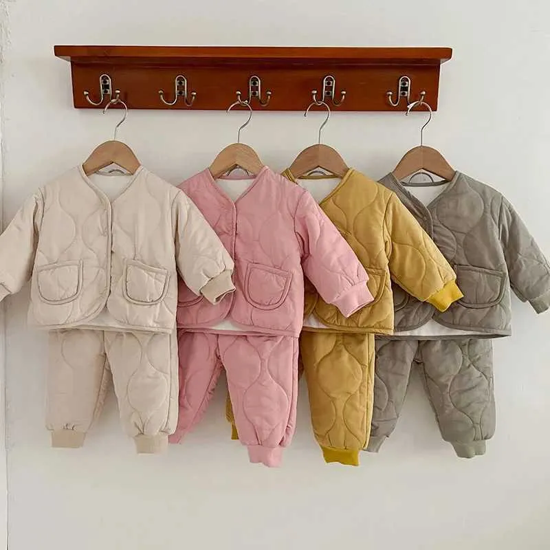 Set di abbigliamento Inverno Infantile Neonati maschi Abbigliamento Set maniche lunghe tinta unita addensare giacca + pantaloni neonato addensare vestiti caldi vestito