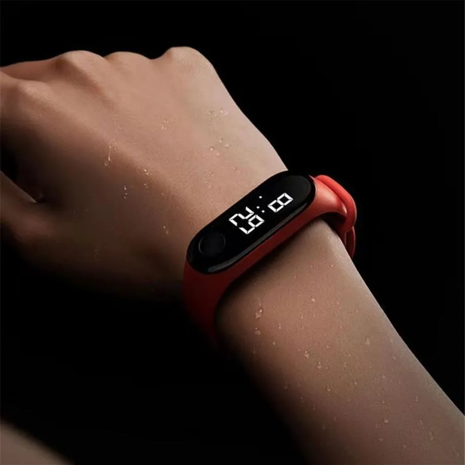 Ny produktmäns armband klocka unisex casual sport led elektronisk lysande sensor titta på kvinnor och man vattentät klocka gif257s