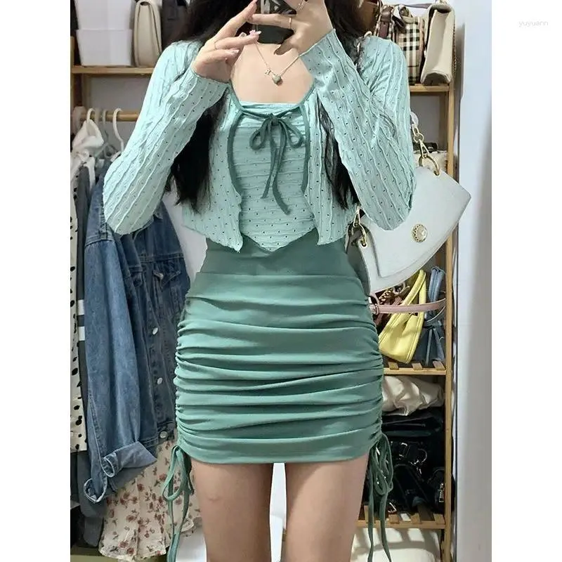 Vestidos de trabalho Harajpee Mulheres Finas Ternos Verde Proteção Solar Cardigan Outono High Street Casual Versátil Splice Wrap Hip Strap Dress Conjuntos