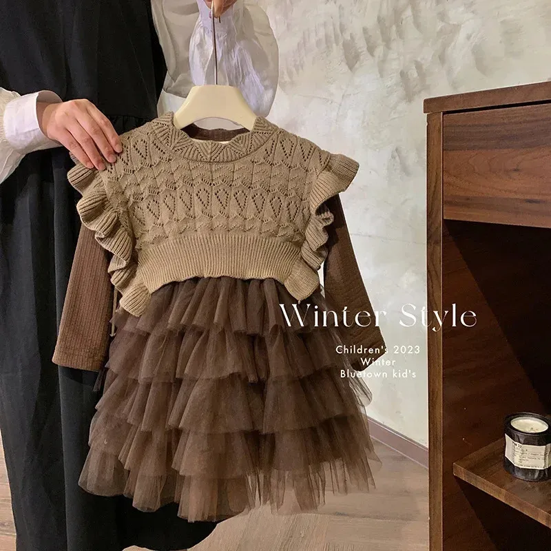 Kleidungssets Mädchen Kleid Anzug Herbst und Winter Strickweste Samt Langarm Mesh Baby Style Baby Mädchen Outfit Set 231215