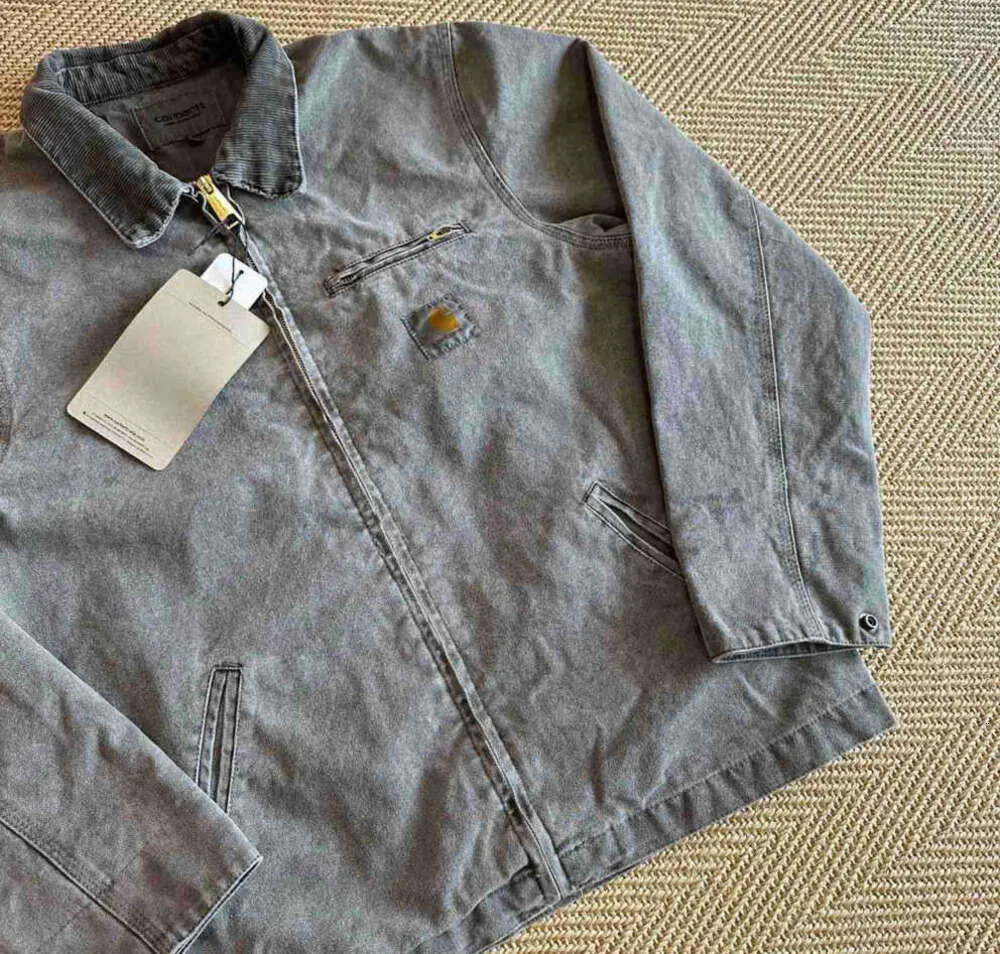 24 من طراز جديد للرجال السترات عمل ملابس العلامة التجارية Carhart Canvas القابلة للغسل مصبوغ Detroit Jacket Coat American Style Workwear Label Designer63565
