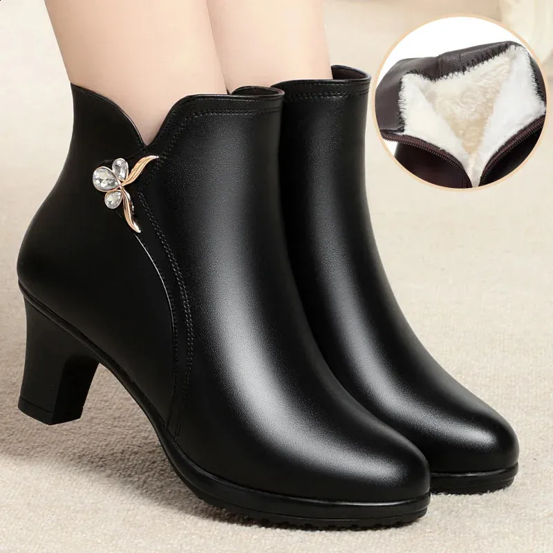 Stiefel Herbst Winter Highheeled Short Boot's Thickheeled Ankle High Heel Schuhe Warm Plüsch Schnee Stiefel 231214