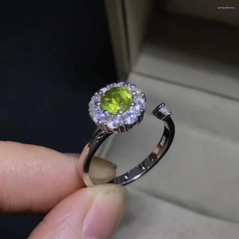 Cluster Rings Fashion Elegant Round Adjustable Size Natural Green Peridot Ring S925 Silver Gemstone Women Party Gift Jewelry