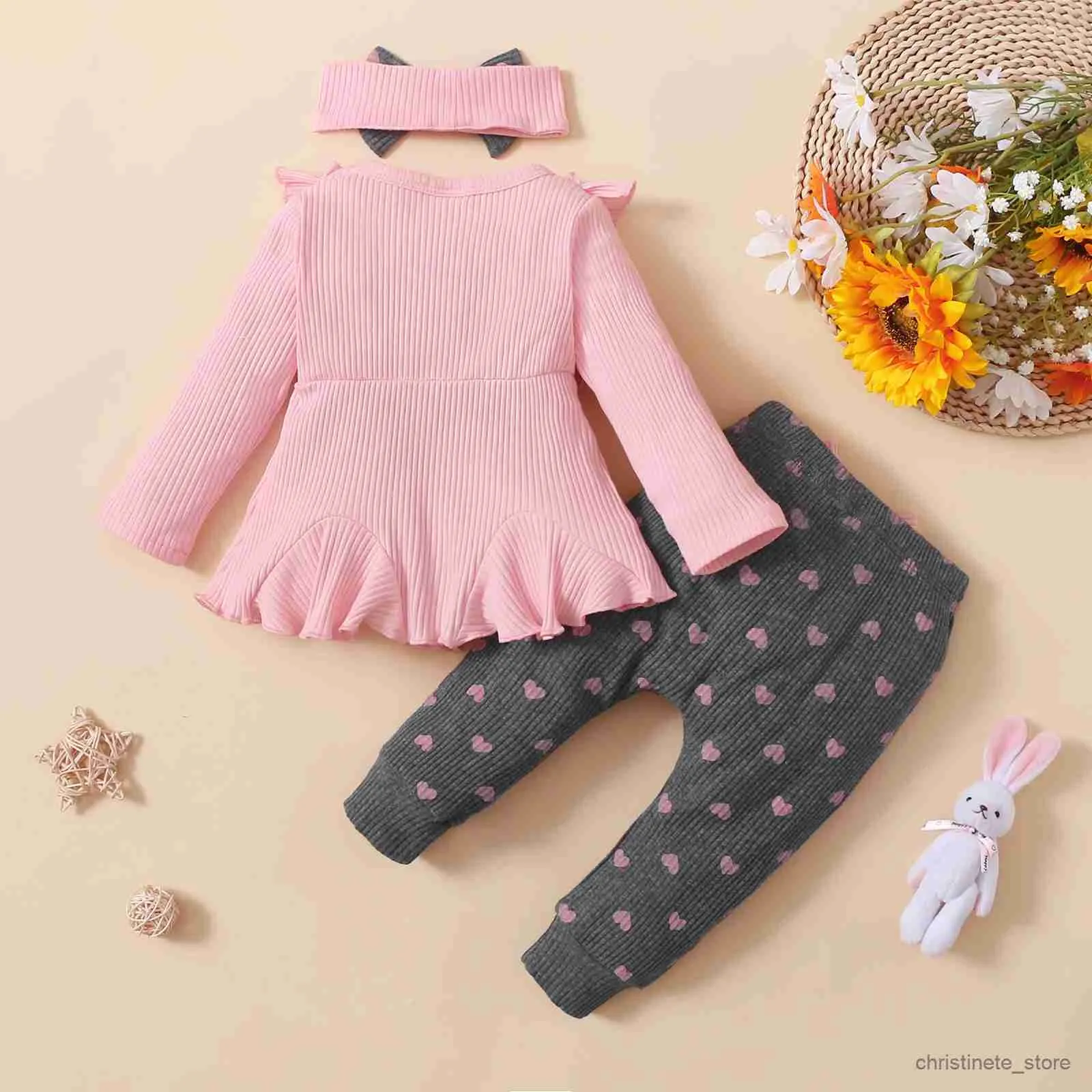 Kläder set baby flickor kläder set nyfödda rosa ruffle tops hjärttryck bågbyxor småbarn prinsessa kläder mode spädbarn kläder kostym R231215