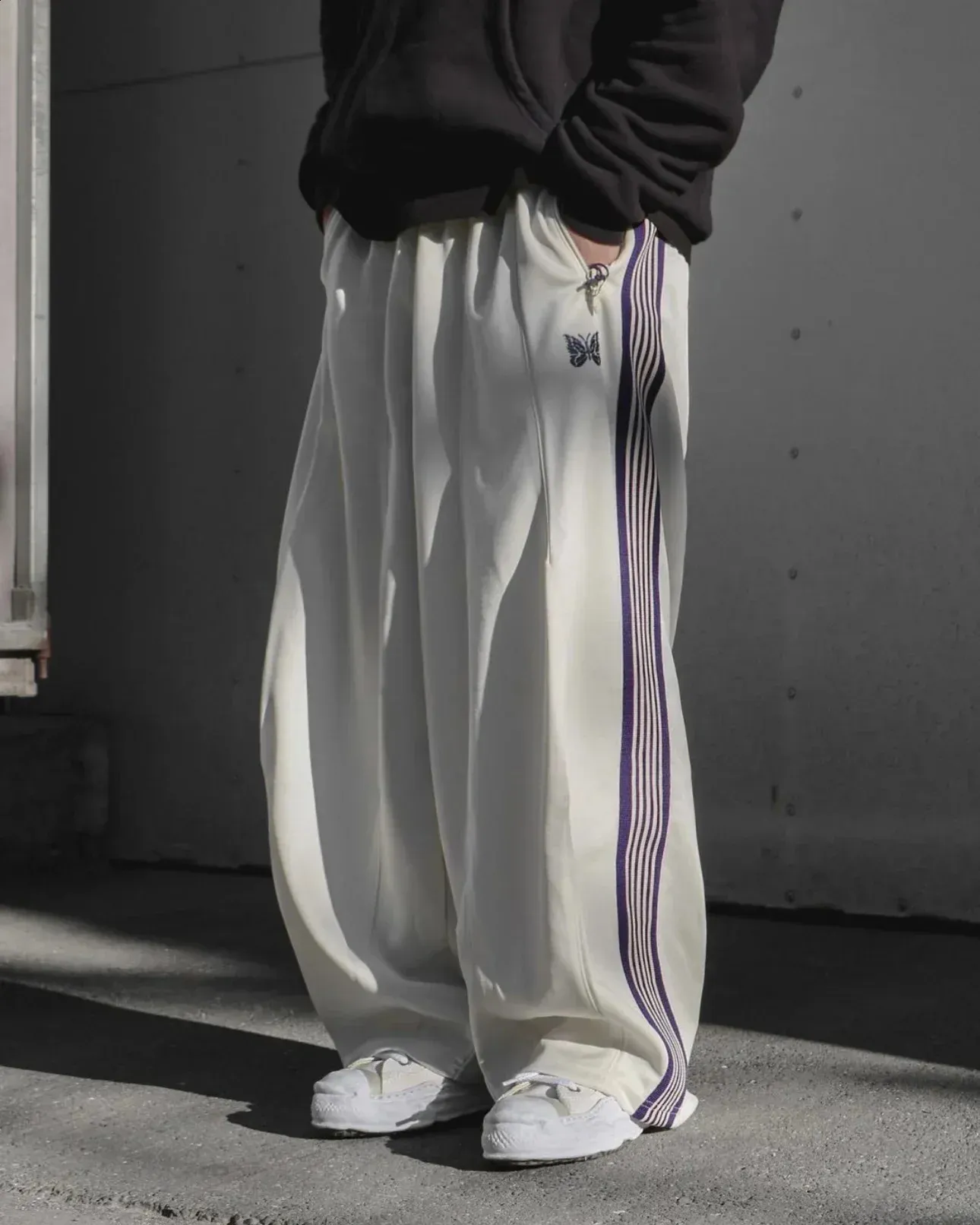 DHgate Y2K Oversized Needles White Wide Leg Unisex Sweatpants Apparel