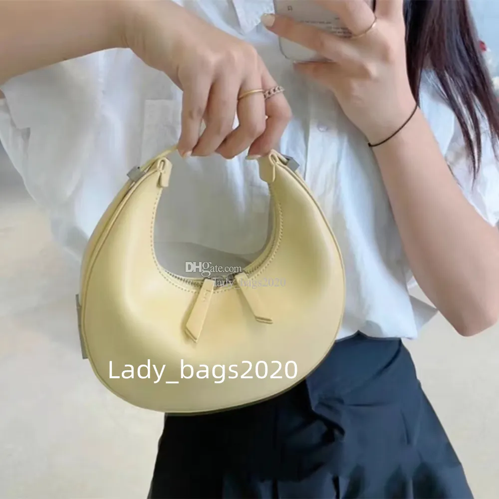 CTHY まとめ BIG HALF MOON SHOULDER BAG BIG HALF MOON SHOULDER BAG | CTHY
