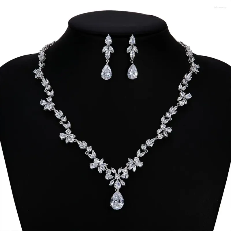 Orecchini per collana Set 5A Grado CZ Perle Orecchini da sposa per donne Accessori per gioielli da ballo