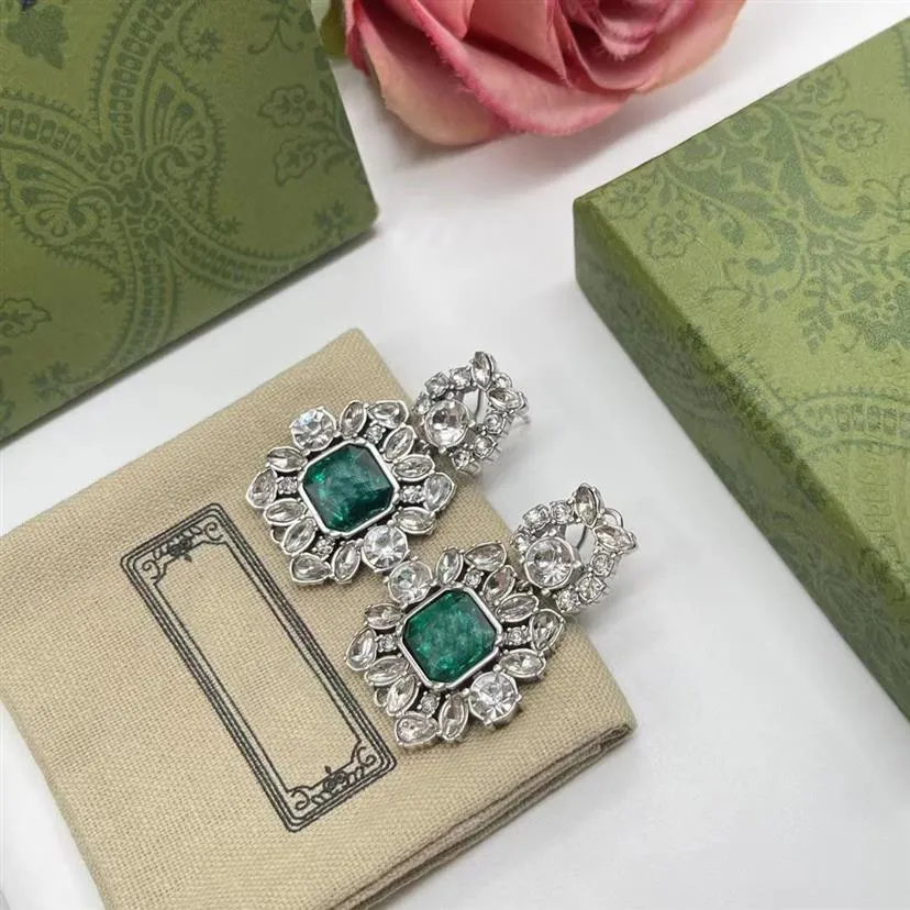 2022 New Fashion Knot Crystal Earrings 럭셔리 디자이너 귀걸이 숙녀 웨딩 파티 커플 선물 보석과 Box337K