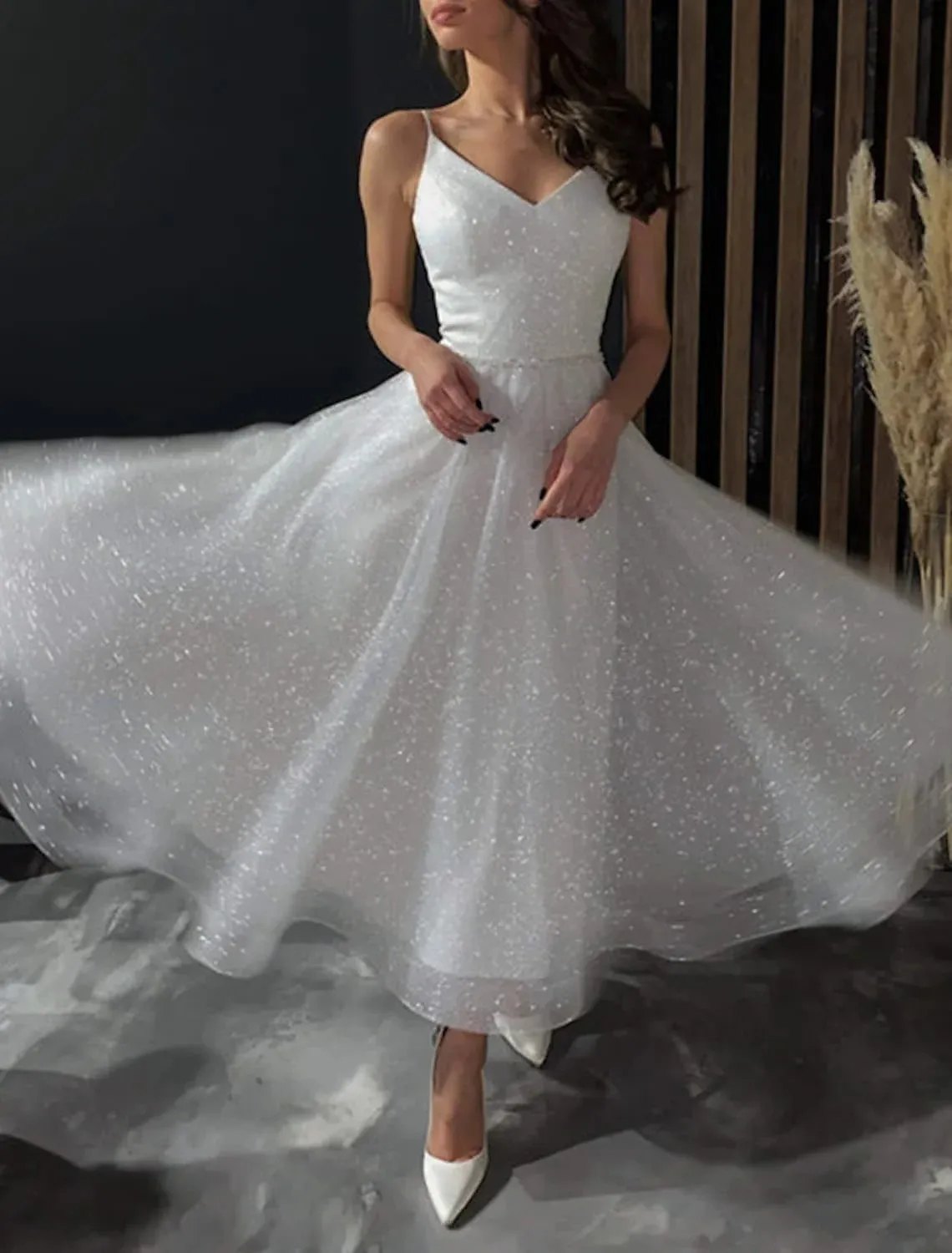 Sparkle Glittering Prom Party Dress 2024 fotledslängd V-ringad ärmlösa remmar PESKIN KVINNA KIFTA Formell klänning Ny mantel Soiree