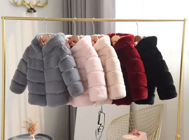 Manteau de fourrure à capuche pour enfants, Imitation fourrure, vêtements épais pour filles, manteau de fourrure d'automne et d'hiver pour bébés