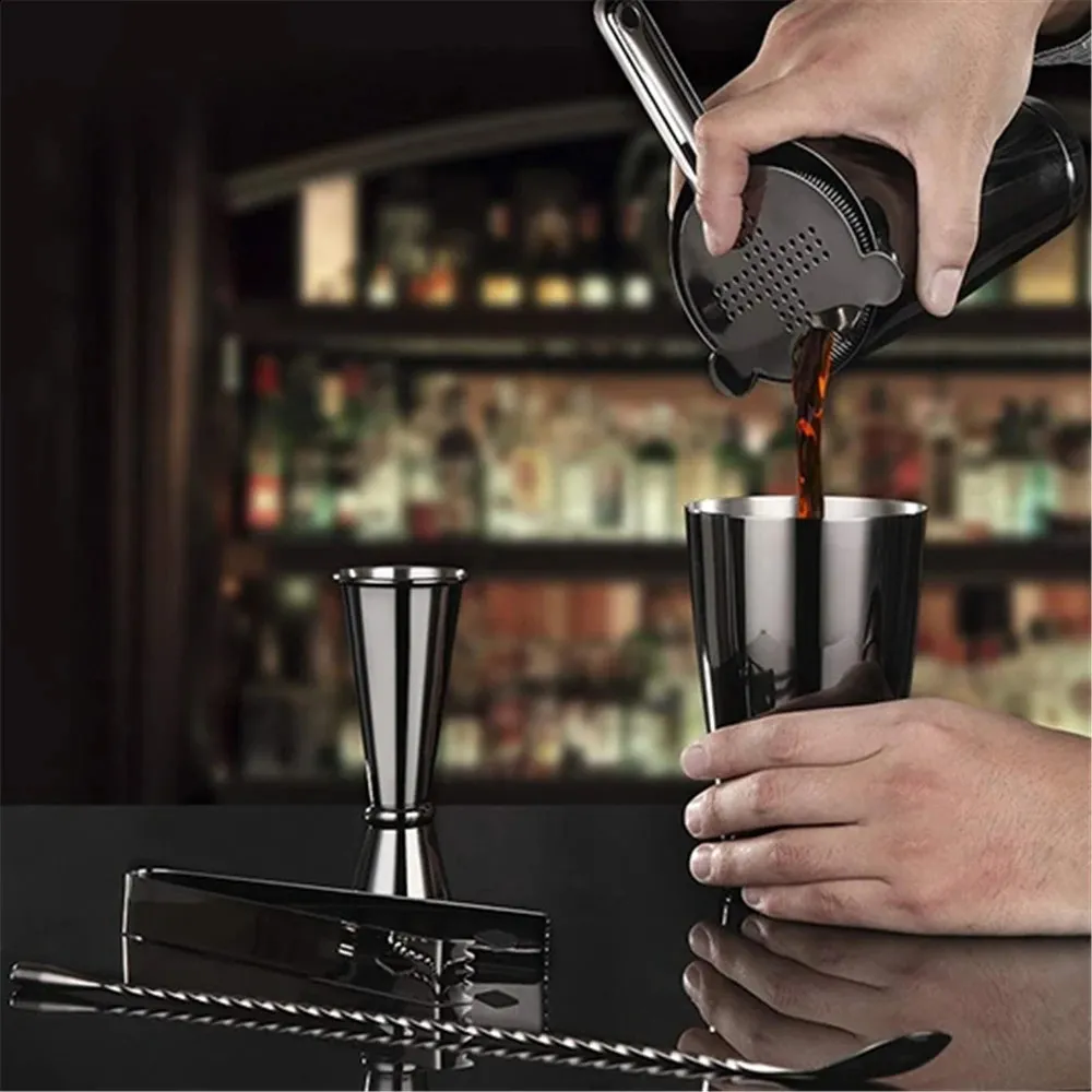 Ferramentas de bar Cocktail Shaker Bar Set 2 Boston Shakers Ponderados Cocktail Coador Jigger Muddler e Colher Ice Tong e 6 Bottle Pourer 231214