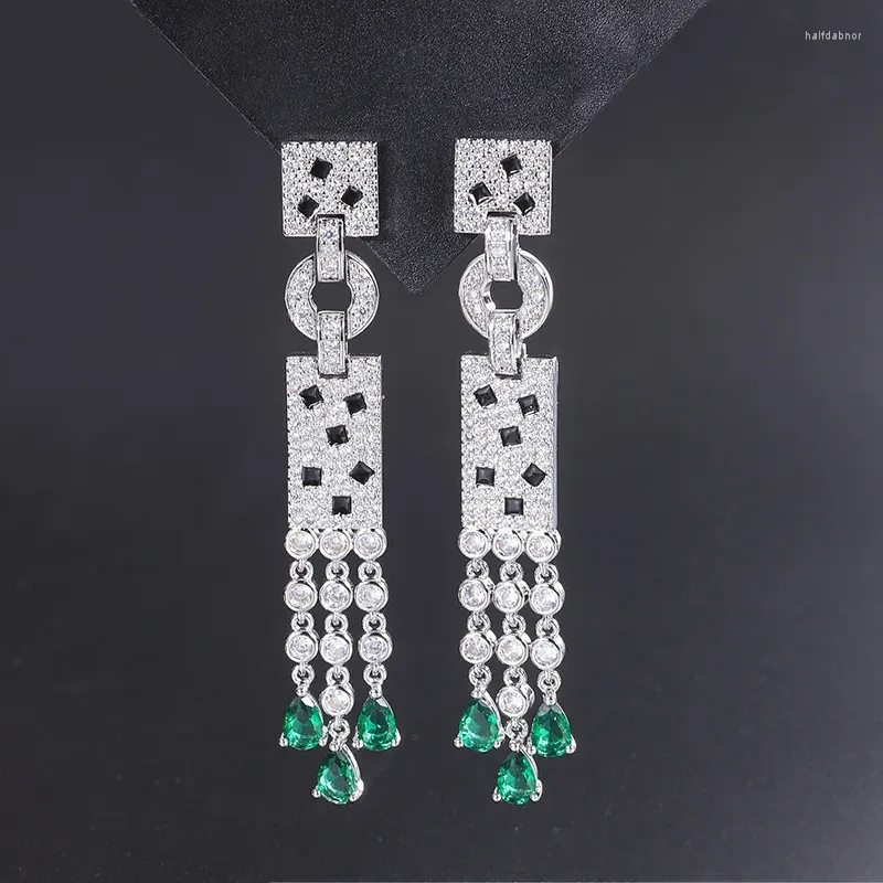 Dangle Oorbellen Braziliaanse stijl Zwarte vlek Luipaard Lange geometrische smaragdgroene kwast met 925 zilveren naald Sieraden Dames