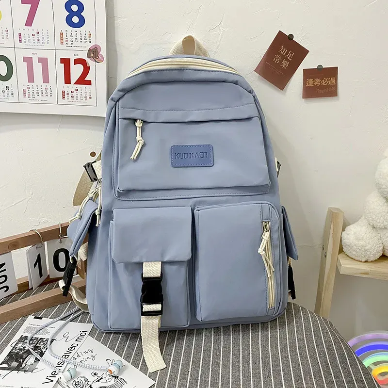 Large Capacity Canvas Backpack: Lightweight, Simple Black  display picture 2
