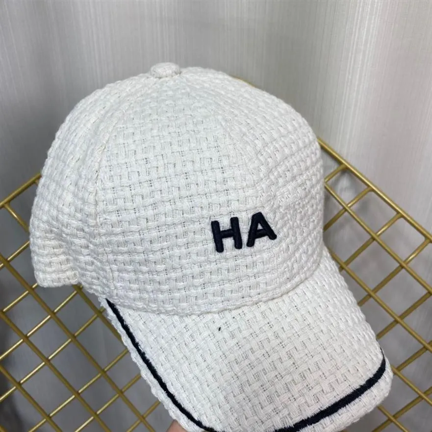 Premium hoeden voor de herfst Modeontwerper Baseballpet vol details Heren- en damesmodellen Supergrote merken zijn gemakkelijk te combineren Pla339M