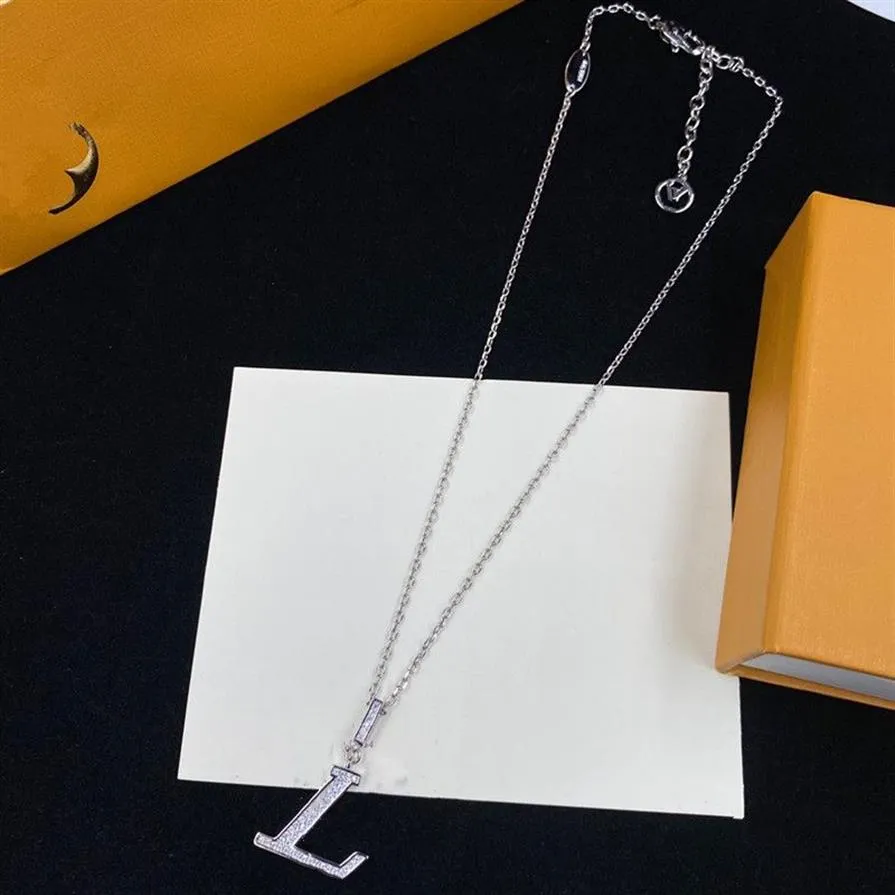With BOX Luxurys Designers Necklace fashion men's charm jewelry luxurys necklaces clavicle chain gift for girlfriend boyfrien2519
