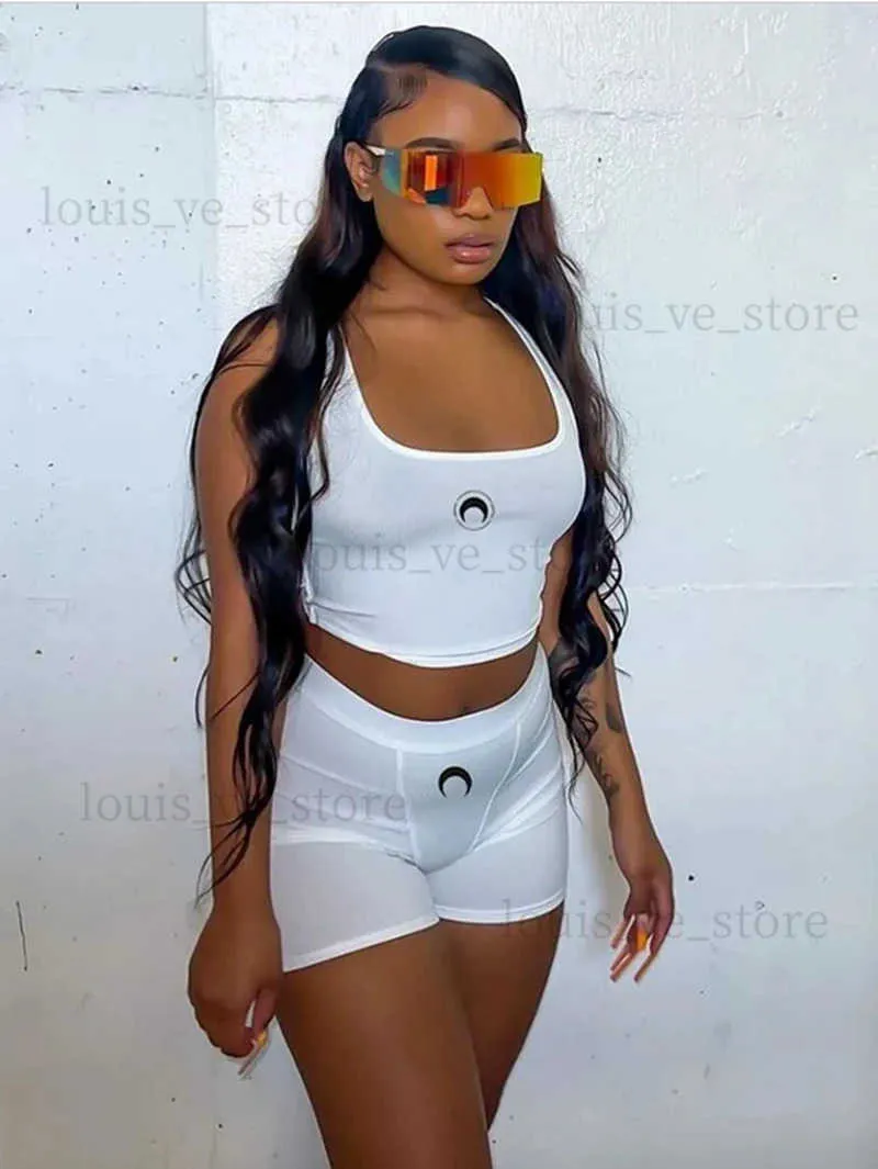 Women's Two Piece Pants STYLISH LADY Moon Printed 2 Piece Set Women Sleeveless O Neck Crop Top and Shorts Suits 2023 Summer White Sporty Tracksuits T231215