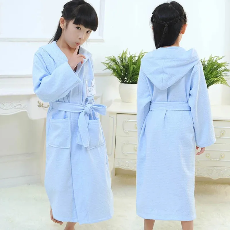 Towels Robes Girl Summer Cotton Bathrobe Waffle Hooded Children Robe Boys Dressing Gown Kids Roupao After Spa Bath Swimming 231215