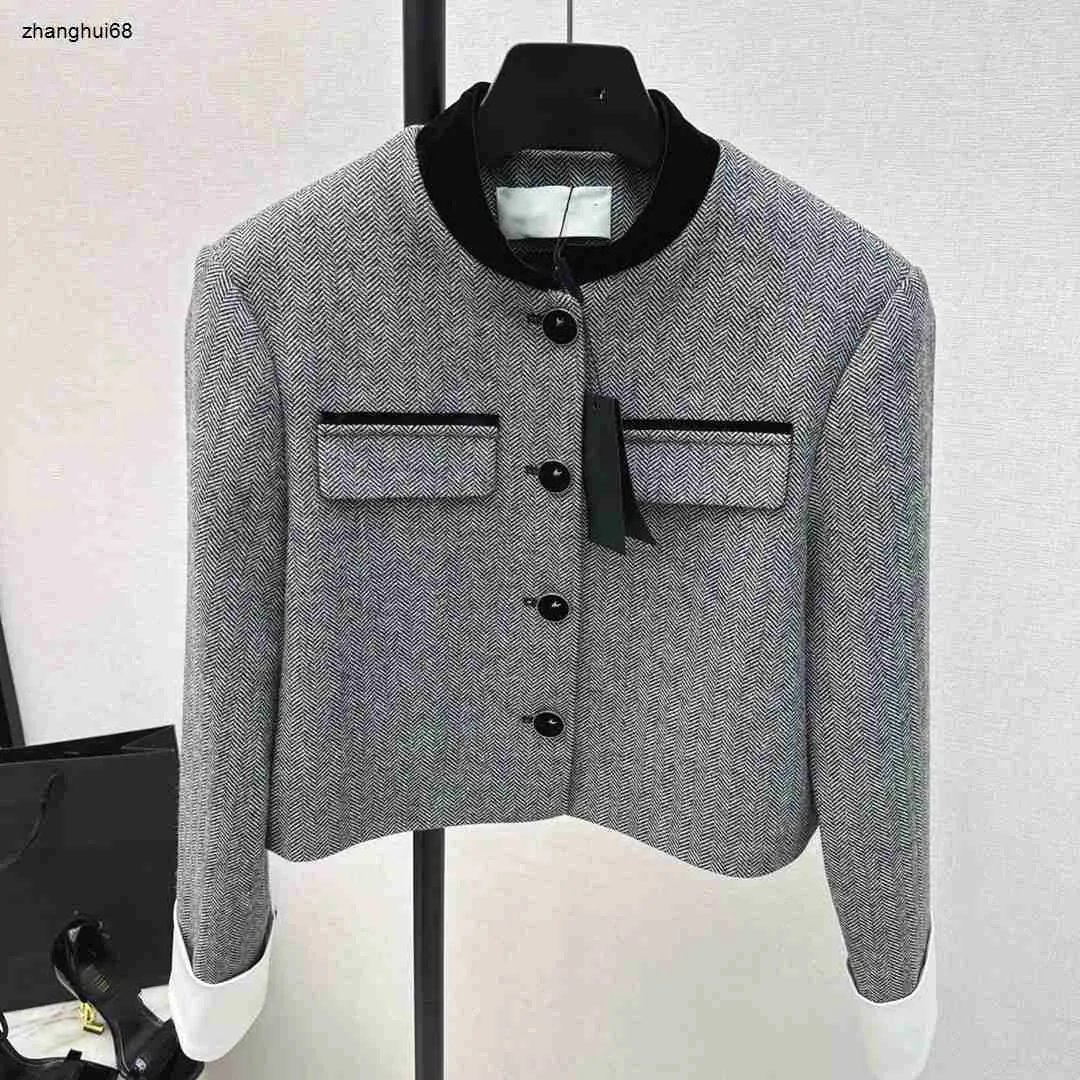 Women Jacket Designer Clothing for Ladies Autumn Coat Fashion Stand Up Collar Button Short Overrock 16 december Ny