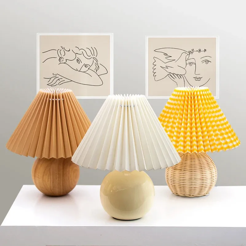 Nieuwigheidjes PHYVAL Koreaanse geplooide tafellamp Keramiekrotan Tafellamp voor woonkamer Woondecoratie Driekleurige LED-lamp Vintage bedlampje 231216