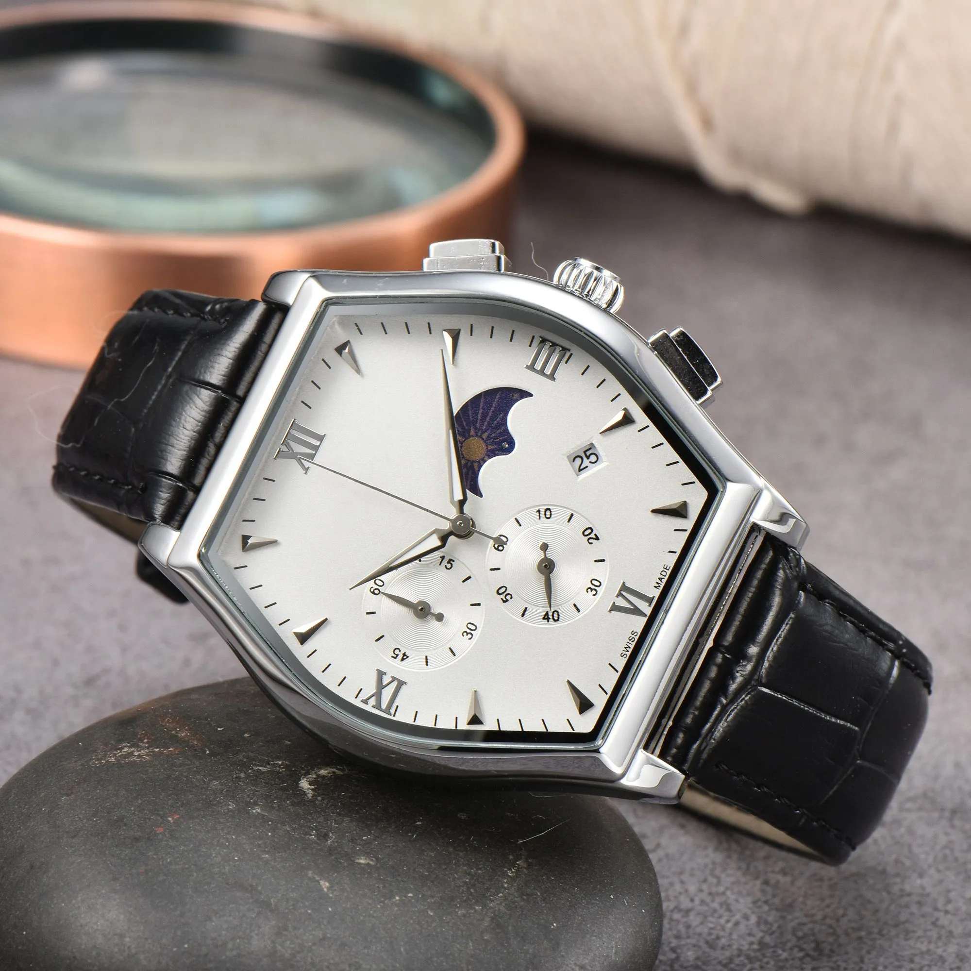New Leather Formal Special Shape Dial Vintage Men Watch Economy Designer Luxury Men Watch Classic Mechanical Quartz Man Watch