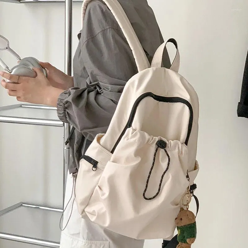 Sac à dos Hylhexyr Sac de mode pour femmes Cordon plissé Casual College Girls Sacs d'école Nylon Knapsack