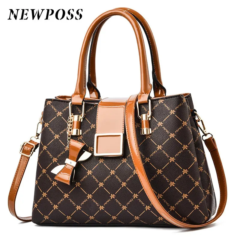 Bolsas de noche Poss Moda Mujer Bolsa Mujer Mano Tote Messenger Hombro Lady HandBag Set Luxury Composite Designer Bolsos 231216