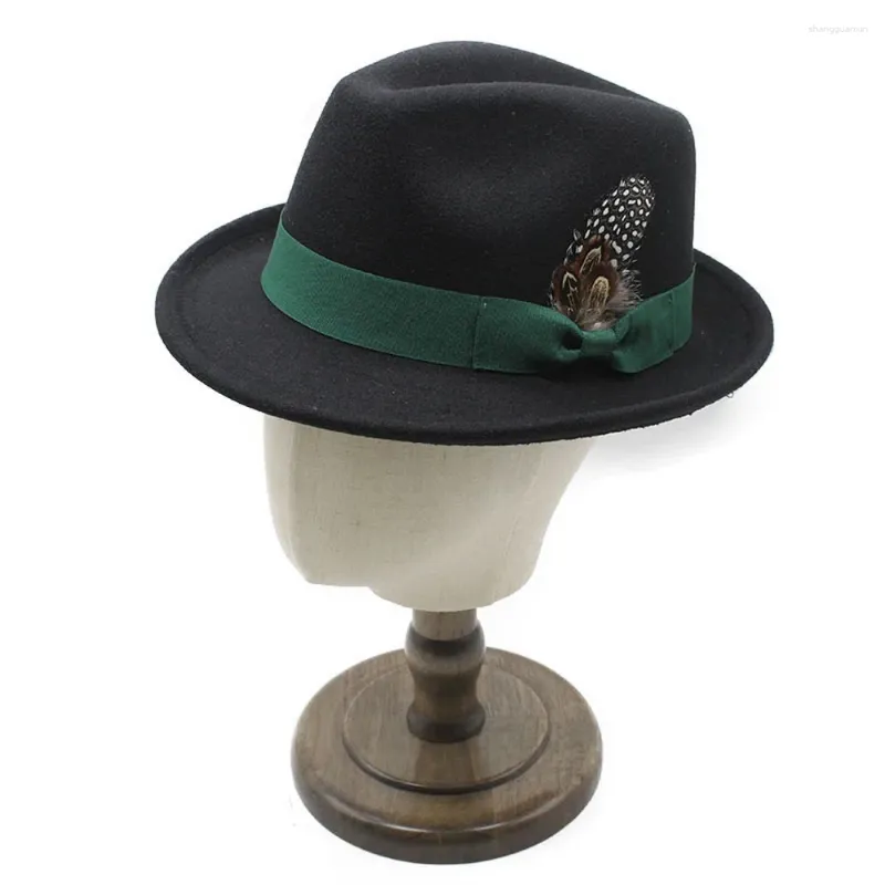 Berets Four Seasons Women And Men Fedoras Caps British Cup Hat Cotton Polyester 57-58cm Small Brim Feather Decoration Luxury Jazz Style