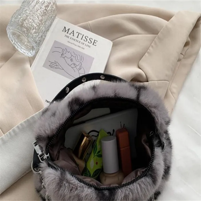 Luxury Evening Bags Faux Fur Winter Ladies Chain Shoulder Bag Fashion Designer Women's Handbag Zipper Crossbody Messenger Totes