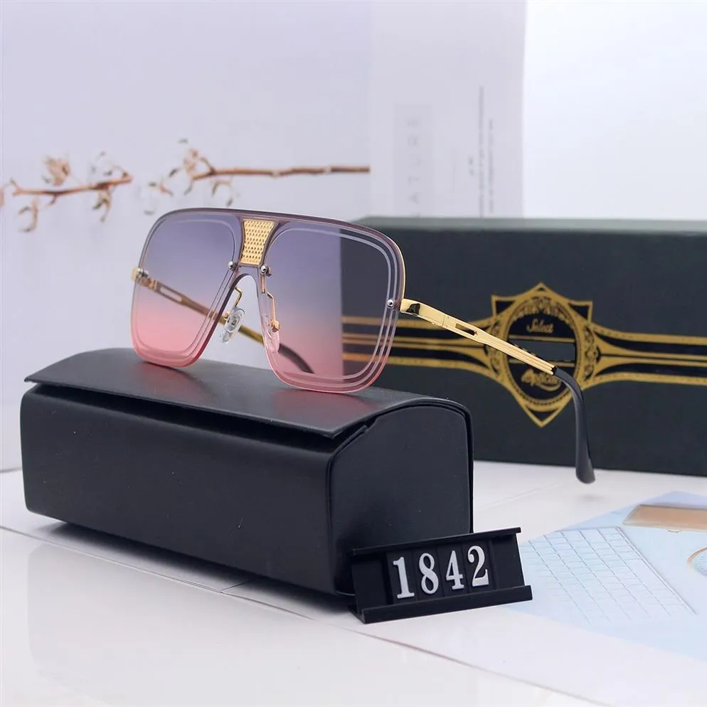 1842 Gafas de Sol Moda Menwomen Güneş Gözlüğü Güneş Gözlüğü UV400 Koruma Calidad Kutu Kılıfı 2829