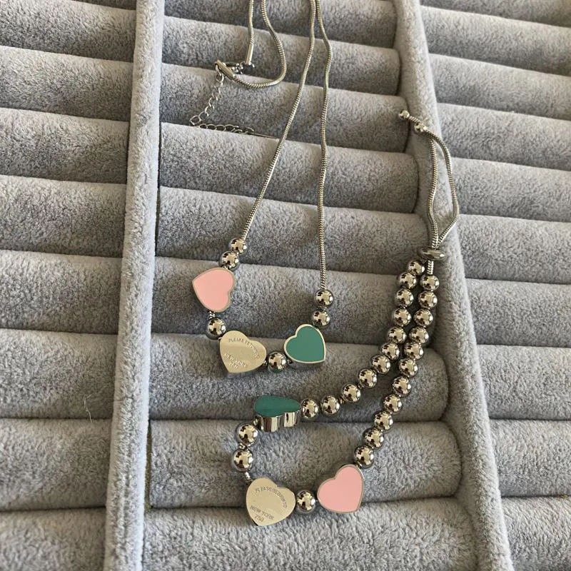 Pendientes de diseñador para mujer, collar, chapado en oro, corazón de acero inoxidable, colgantes coloridos, conjuntos de moda de lujo