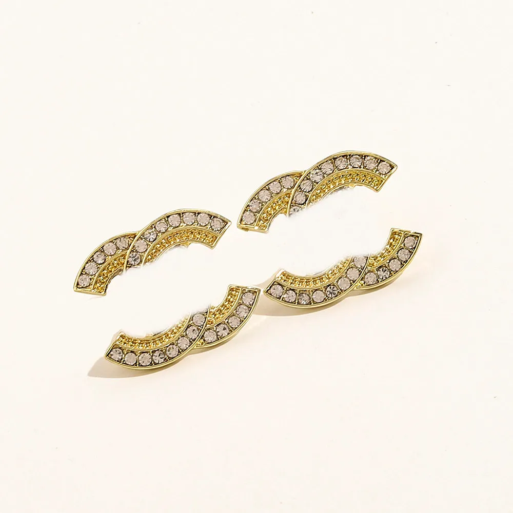 20 Stil gemischte Luxusmarke Schild Designer -Hengst Ohrringe Gold plattiert Print Schmuck Frauen Accessoires Hochzeitsfeier Geschenk