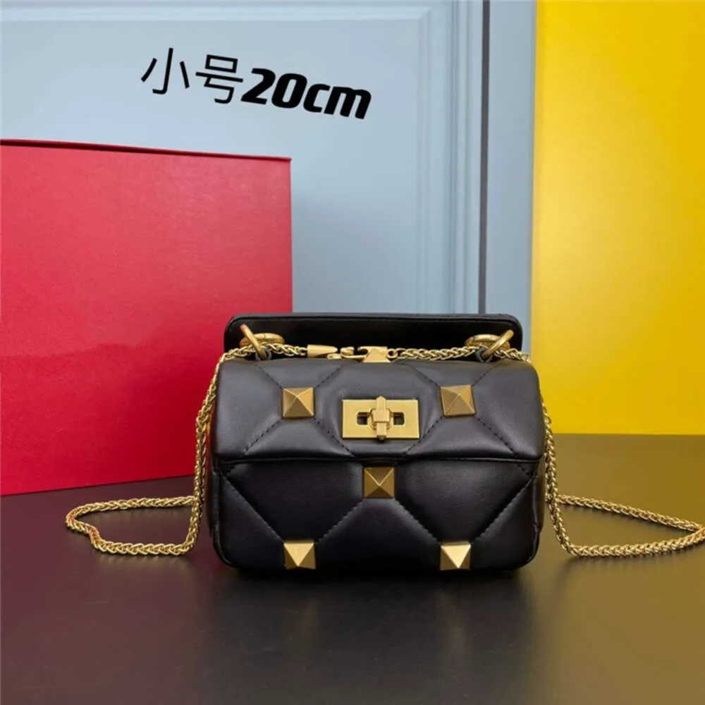 Star Fashion Flap skórzany stadnina One torebka Valenttiinos Torby Square Designer Klattice Mała łańcuch crossbody Duża wszechstronna torba na ramię xd8p