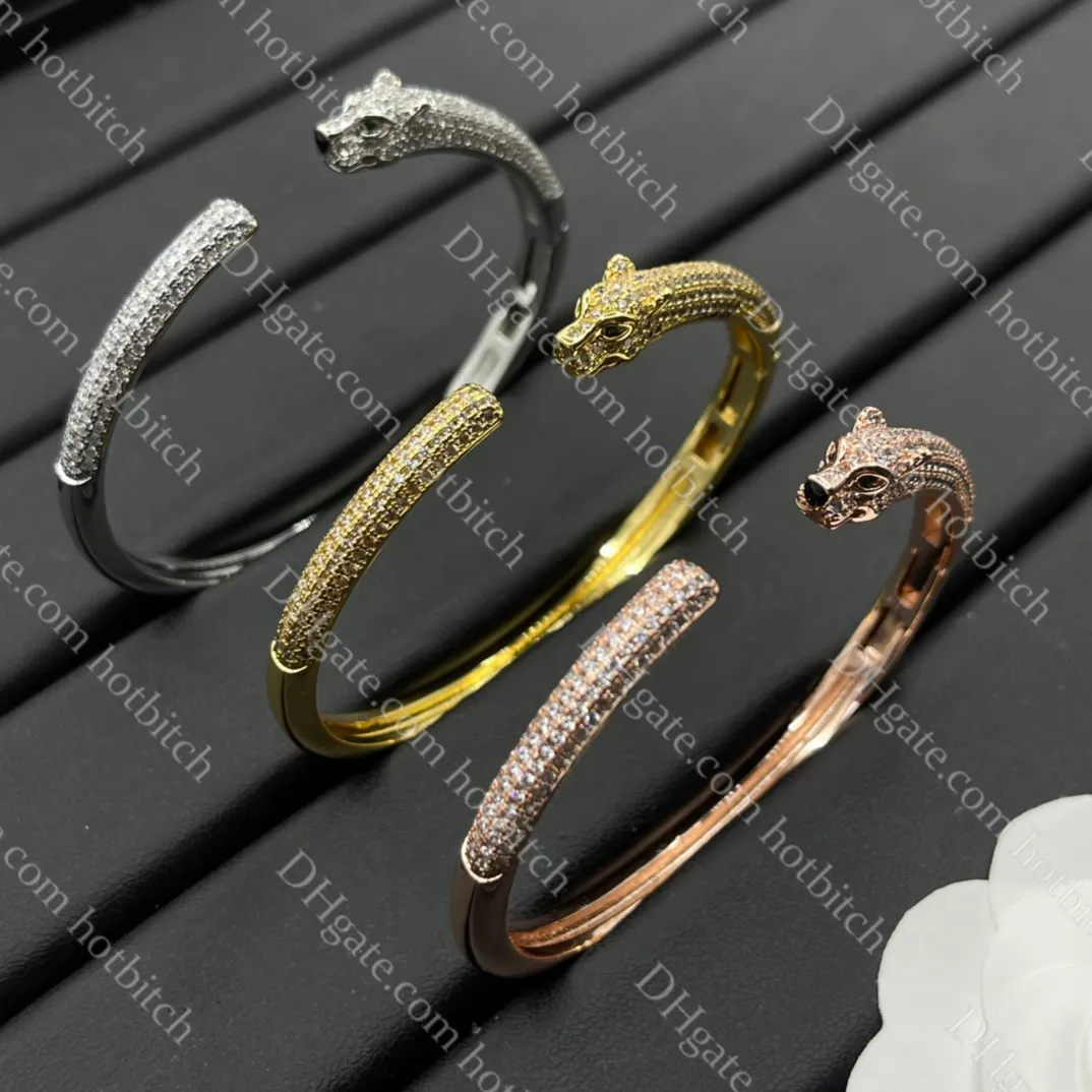 Exquisite Diamond Bracelet Designer Bracelets For Women High Quality Lady Leopard Bracelet Classic Never Fading Jewelry Christmas Gift Wholesale