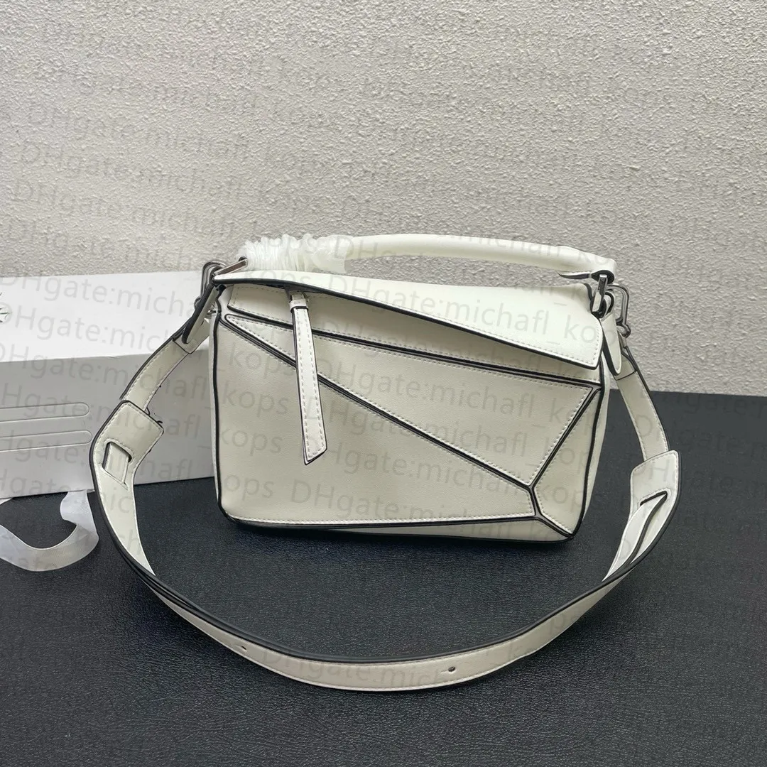 10A Mirror Quality Fashion Puzzle Crossbody Bag dragkedja Öppen läderväska Makeup Bod Body Linne Justerbar axelband Holiday Designer Bag 24 30cm