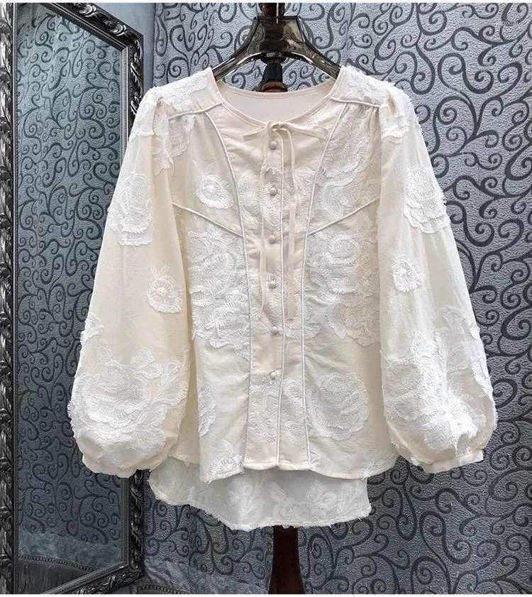 Blouses Femmes Coton 2024 Printemps Été Mode Style Femmes Dentelle Broderie Déco Lanterne Manches Casual Lâche Tops Chemises Blanc